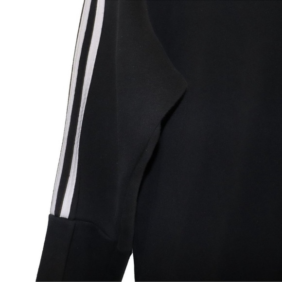 🖤Adidas Essentials Three Stripe Black Crewneck Sweatshirt - Picture 4 of 5